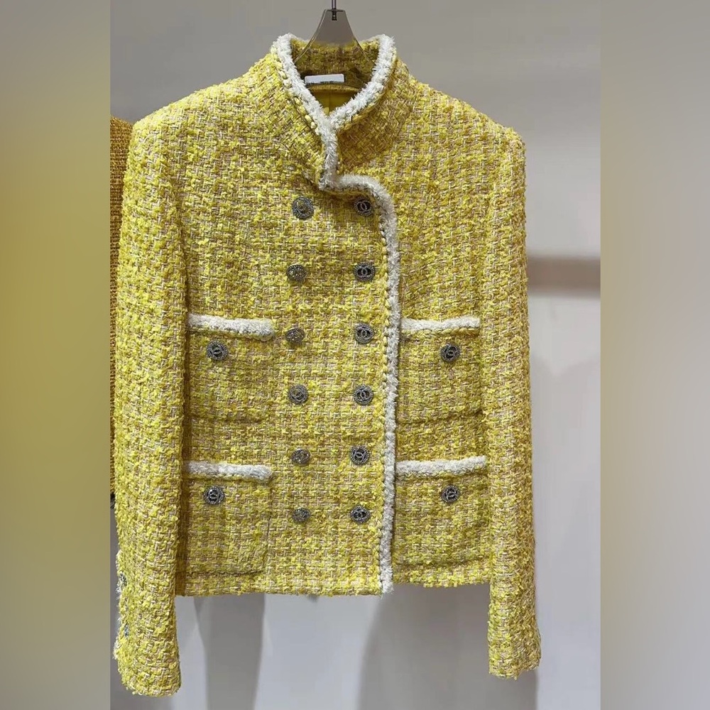 CHANEL 20S TWEED YELLOW GOLD SILVER JACKET JEWELED CC buttons FR 38